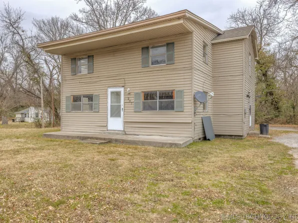 207 S Bixby St, Coweta, OK 74429