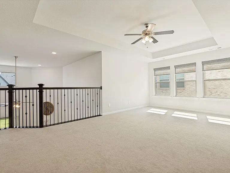 4241 Mill Pond Dr — Photo 16