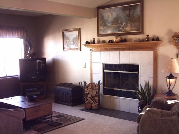 living room fireplace 