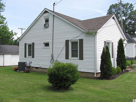 3rd image of 1064 S 9th St
