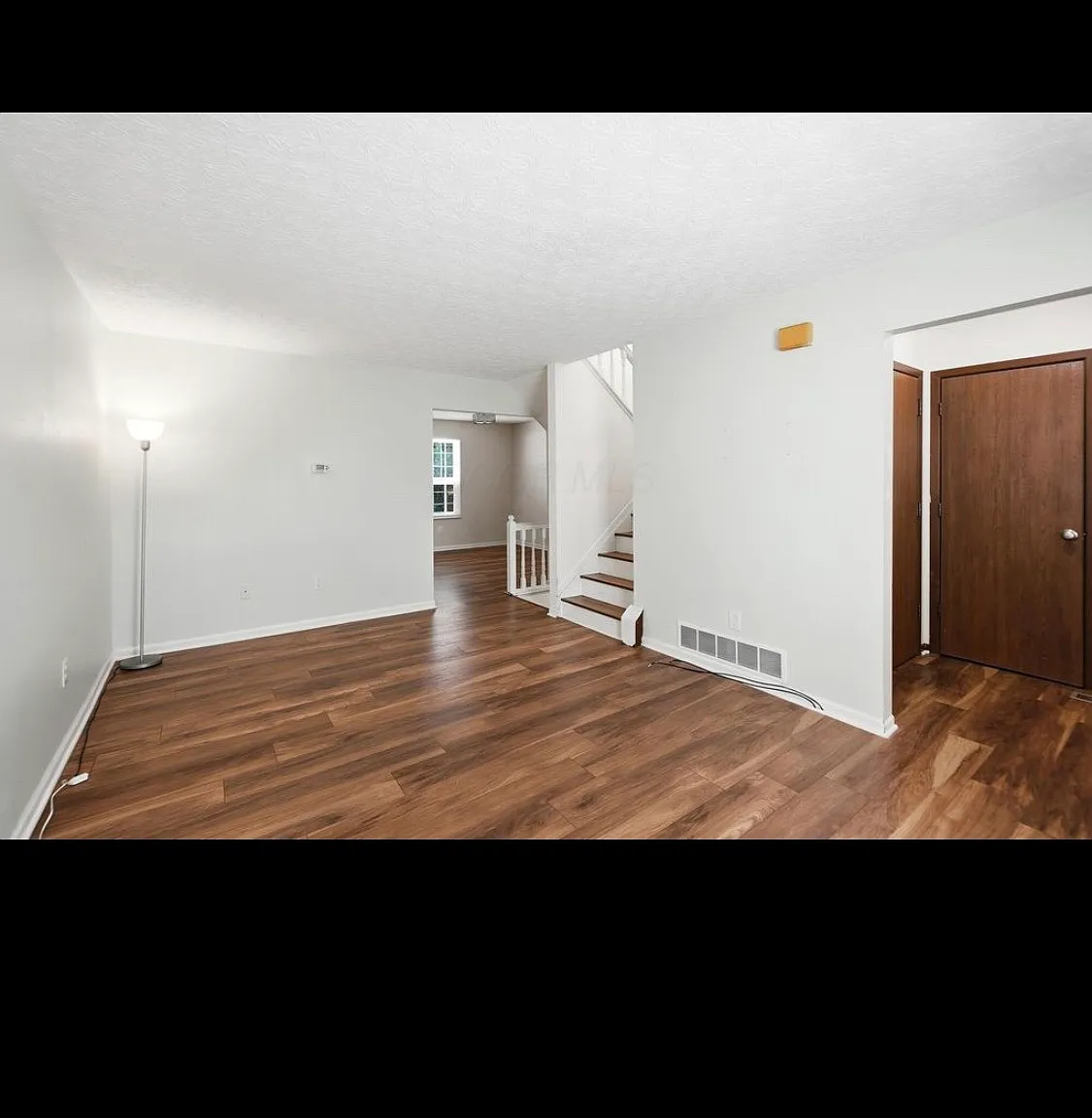2 bed, 1880 sqft, $1,850 — Photo 2