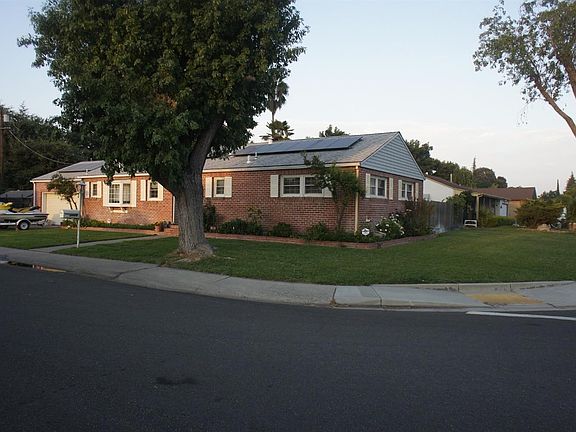 5th image of 8408 N Balboa Ave