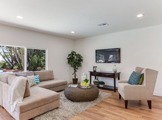 13817 Calvert St, Van Nuys, CA 91401