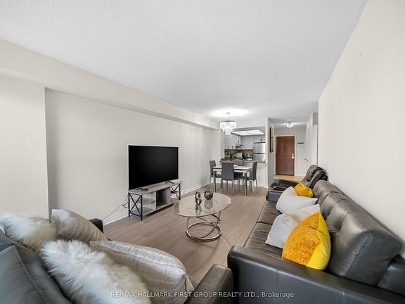 5th image of 1200 Don Mills Rd #303
