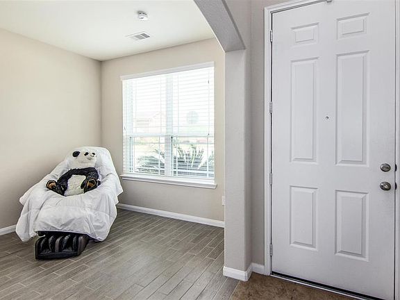 5th image of 17427 Sterling Stone Dr