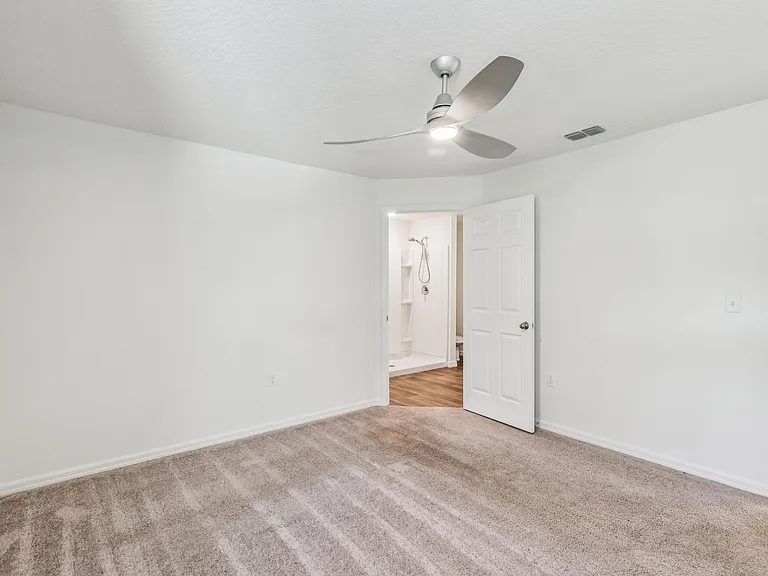 766 SE Academy Ln — Photo 20