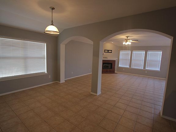 4th image of 14520 Logan Springs Dr