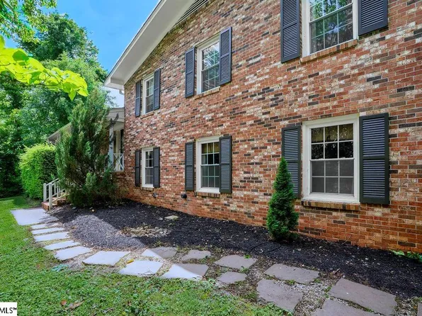 19 Terramont Dr, Greenville, SC 29615