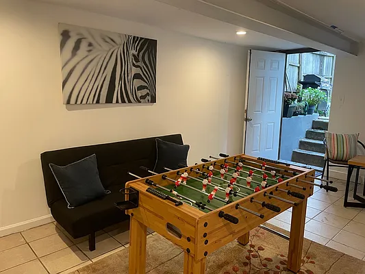 Rented by Winzone Realty Inc | media 56