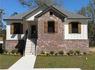 4613 Oak Dr, Slidell, LA 70461