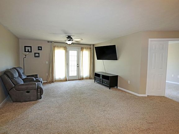 3rd image of 600 Vincent Way APT 3212