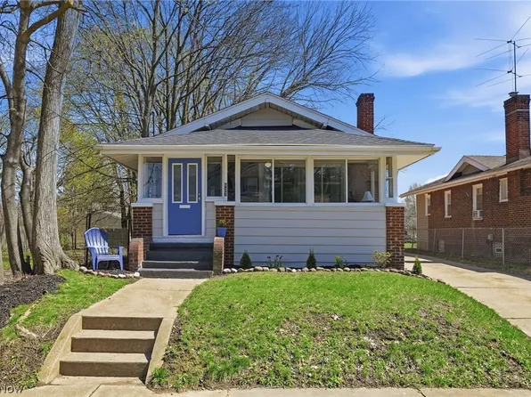 627 Arden Pl, Akron, OH 44306