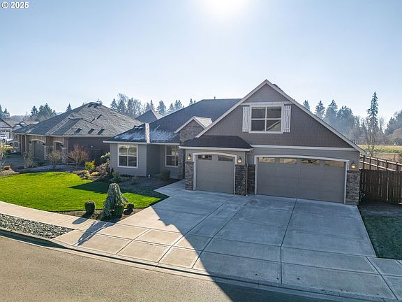 2nd image of 2604 NE 7th Dr