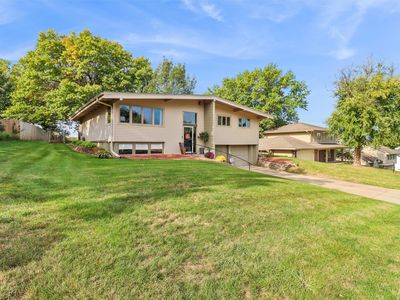 1107 Ann Pkwy, Indianola, IA, 50125