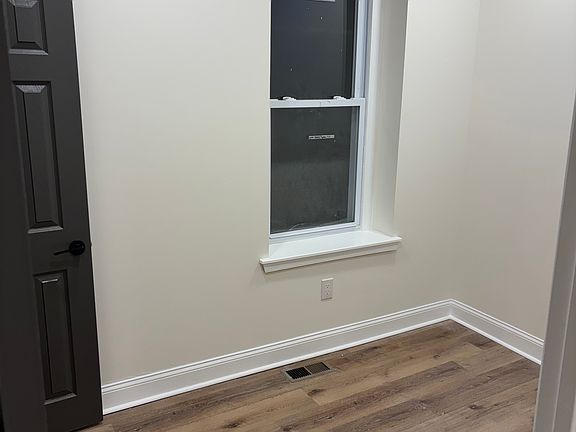 2nd image of 137 W Washington Ln #1