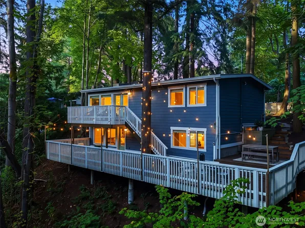 12309 Hiram Place NE, Seattle, WA 98125