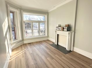 1628 W Ohio St APT 1F, Chicago, IL 60622