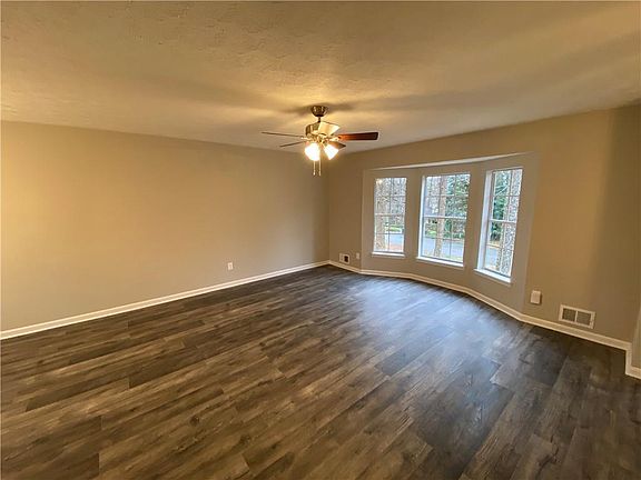 3rd image of 4169 Silver Hill Ct