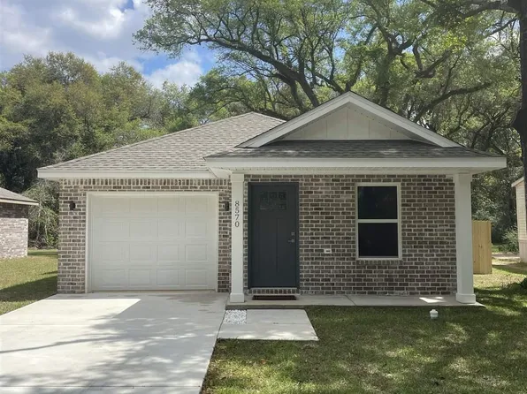 8570 Argo Dr, Pensacola, FL 32514