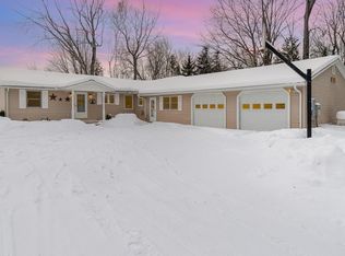 7661 Feather Ln, Cheboygan, MI 49721
