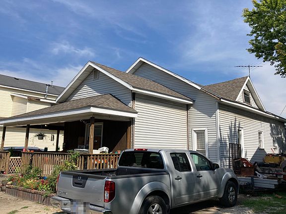 2nd image of 204 W Memorial Dr