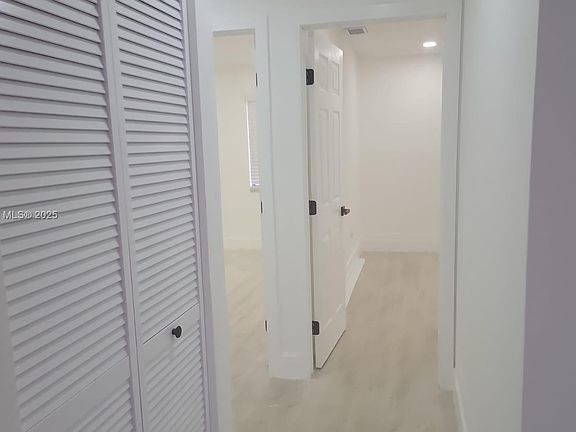 5th image of 3311 San Remo Cir #3311
