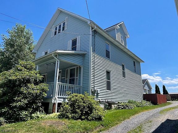 5th image of 416 E High St