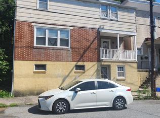 166 W Railroad St, Pottsville, PA 17901