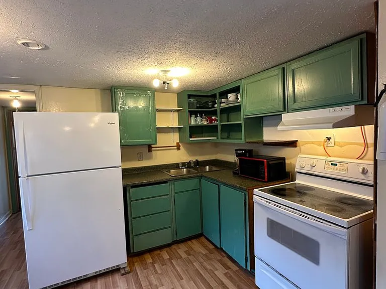 1897 L St #3 — Photo 22
