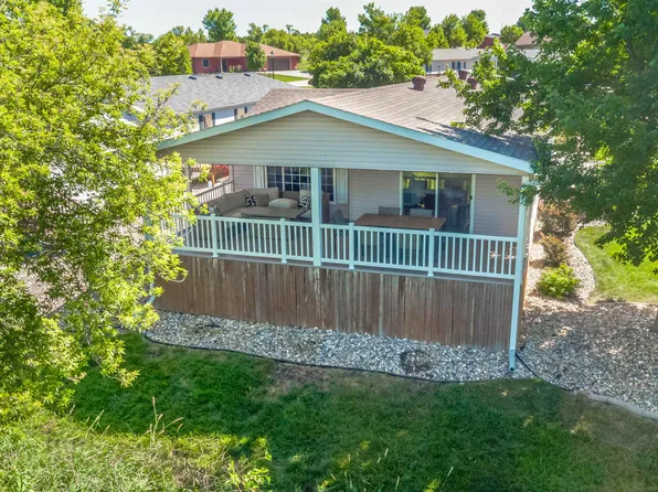 705 Sunshine Run, Arnolds Park, IA 51331