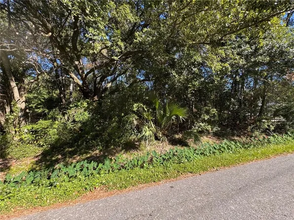 Natchez Dr, Slidell, LA 70461