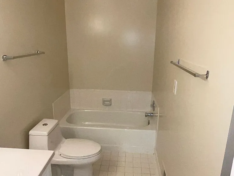 1311 Templeton Pl — Photo 24