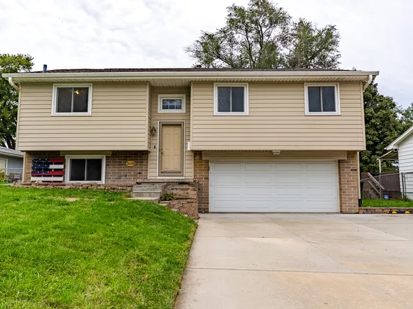 14158 O St, Omaha, NE 68137