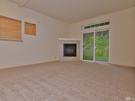 3rd image of 135 N Lafayette Ave #14