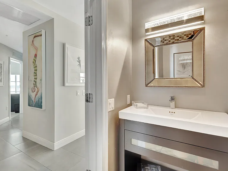 410 Evernia St #801 — Photo 12