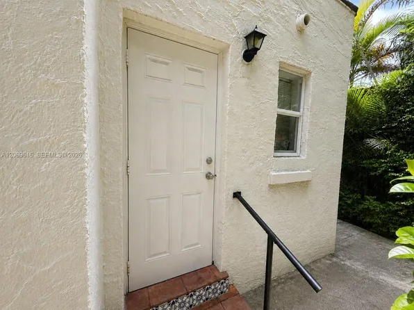 1222 Pizarro St Unit 2, Miami, FL 33134