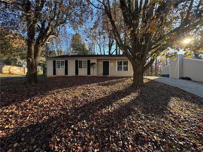 4207 Village Square Ln, Stone Mountain, GA, 30083