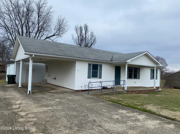 313 E 6th St, Hardinsburg, KY 40143