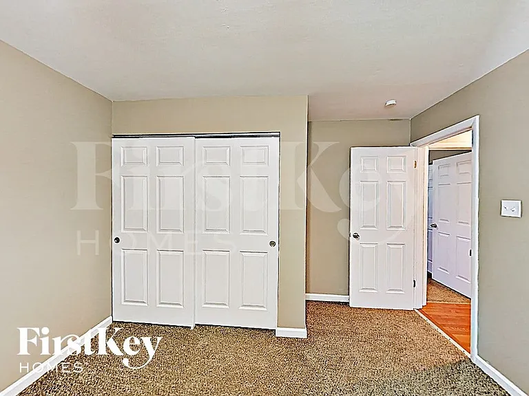 6 Rouen Ct — Photo 11