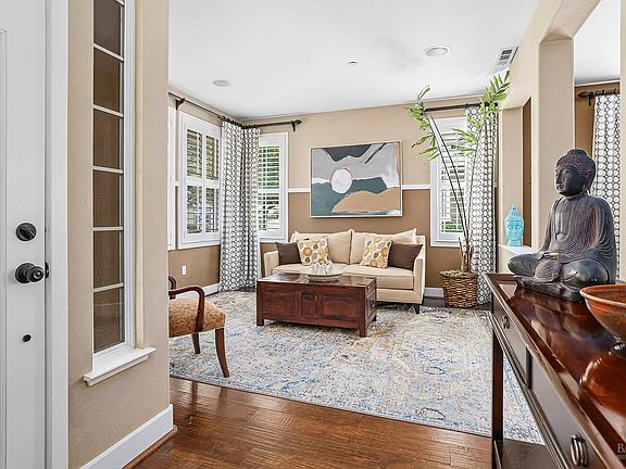 4th image of 109 Boxwood Drive