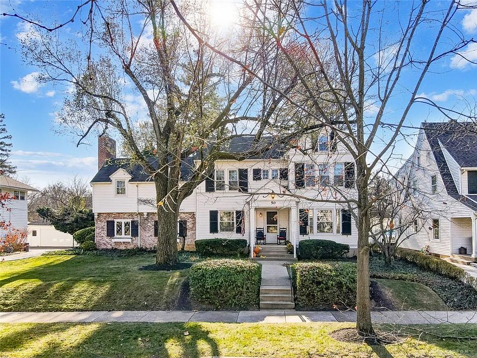 1st image of 50 Wisteria Dr