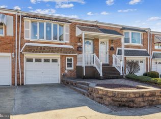 10811 Heflin Rd, Philadelphia, PA 19154