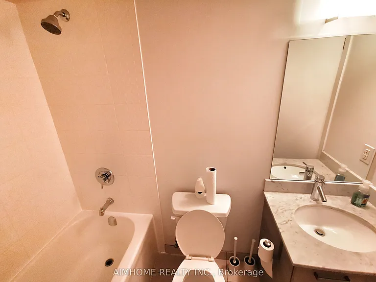 36 Lisgar St #2207E — Photo 11