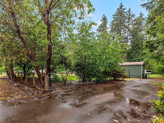 2nd image of 13312 140th Avenue NW