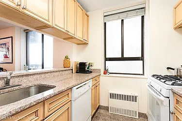 Rented by Living New York