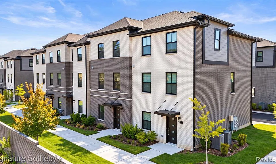 2837 Summers Pl
