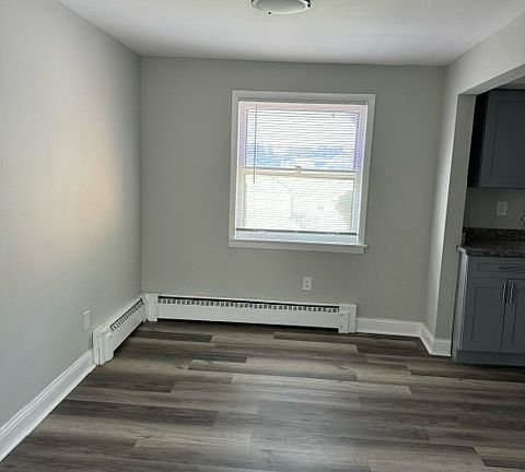 3rd image of 3504 Adams St APT 2S
