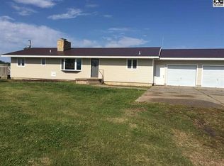 645 19th Rd, Lyons, KS 67554