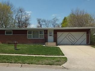 809 Hawthorne Ave, Rockford, IL 61108