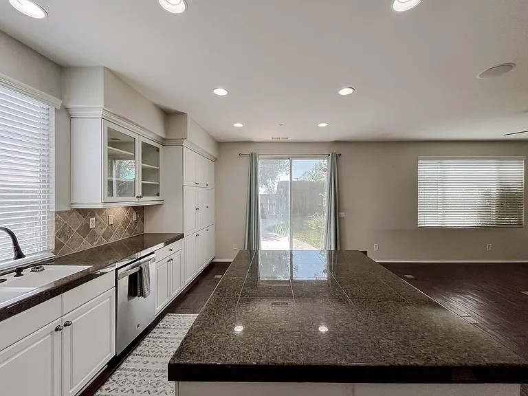 7905 Leway Dr — Photo 20